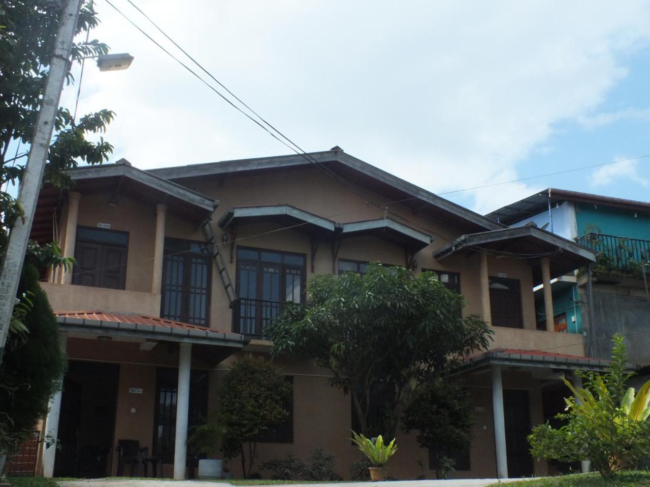Hillsview Rest & Guest House Matale Exterior foto
