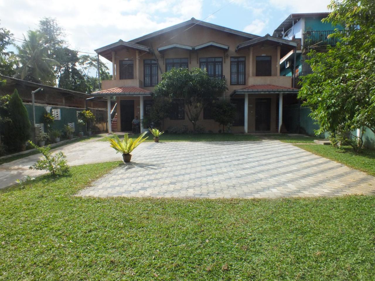 Hillsview Rest & Guest House Matale Exterior foto